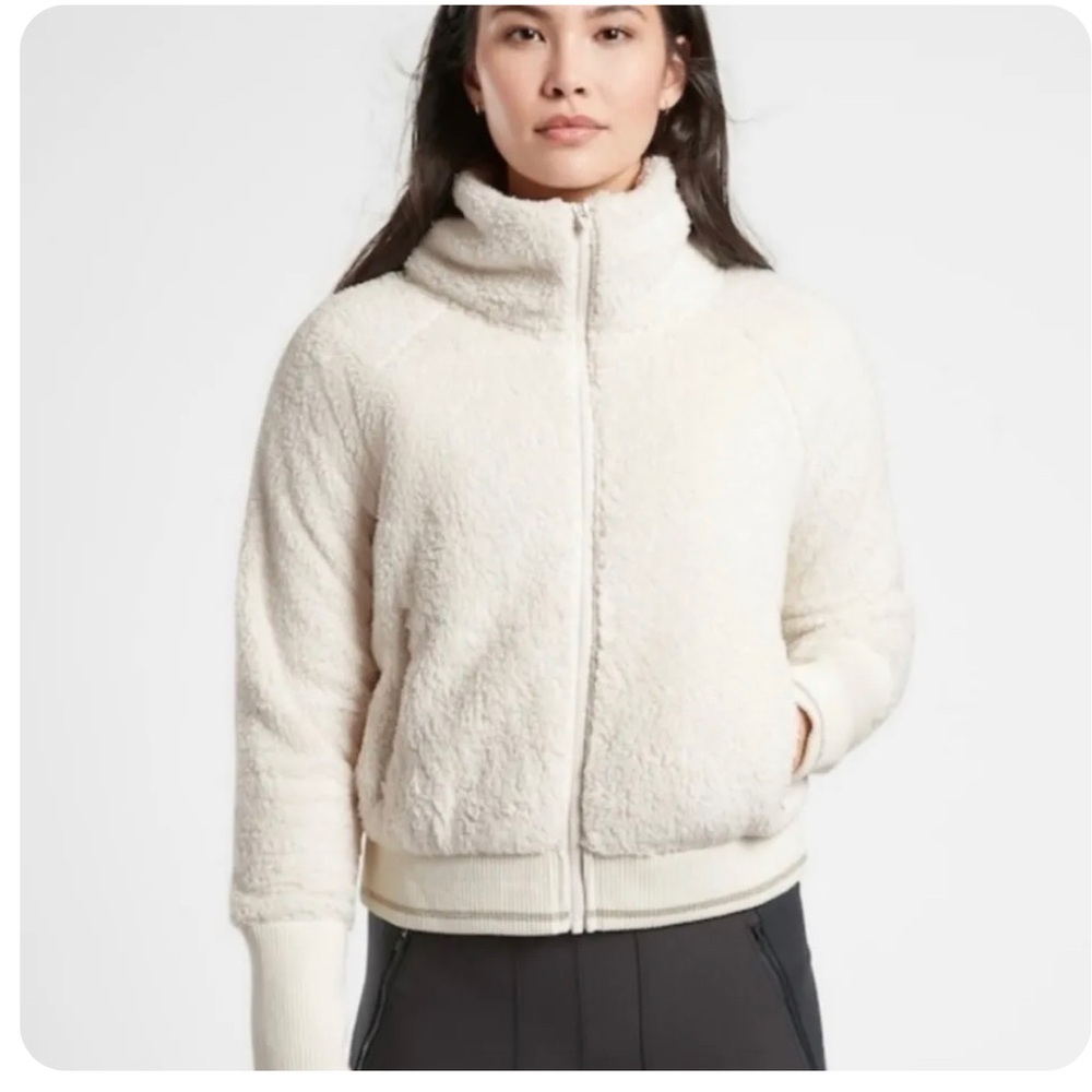Athleta Tugga Sherpa Jacket 2x. NWT & never worn. Super cute & cozy!